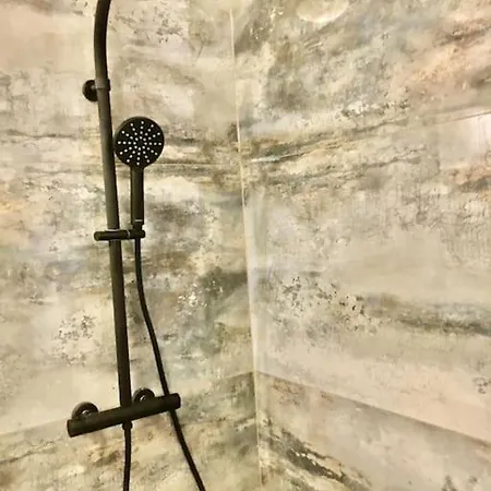 Appartamento Vintage Studio Apartment, Garden And Free Parking *